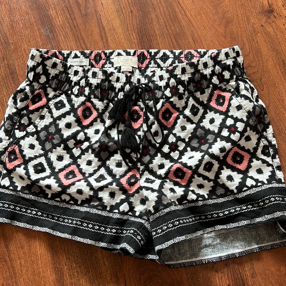 Linen shorts